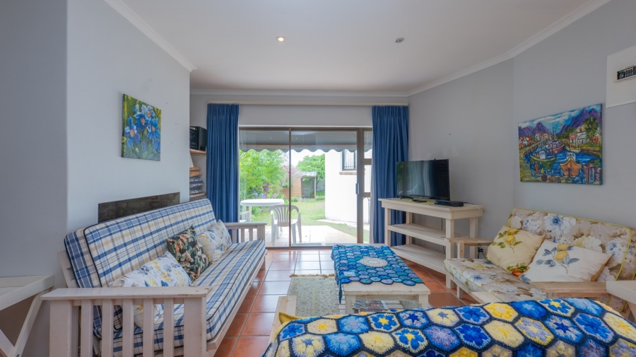 5 Bedroom Property for Sale in Struisbaai Western Cape